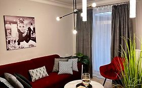 Apartamenty Kielce- Klonowa Nad Zalewem, 1-14 Osob, Faktura, Parking, Centrum