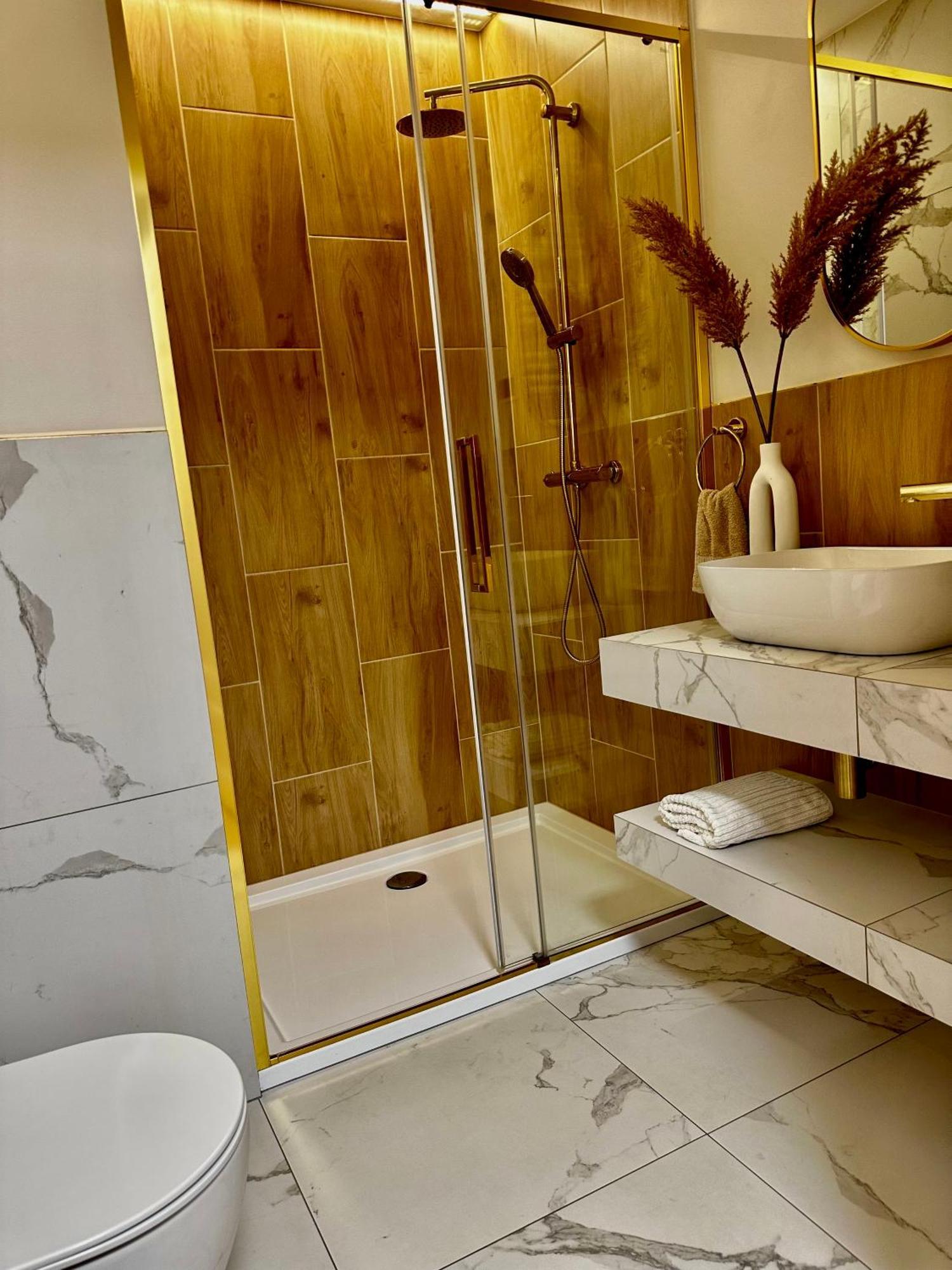 Apartamenty Kielce- Klonowa Nad Zalewem, 1-14 Osob, Faktura, Parking, Centrum Zewnętrze zdjęcie